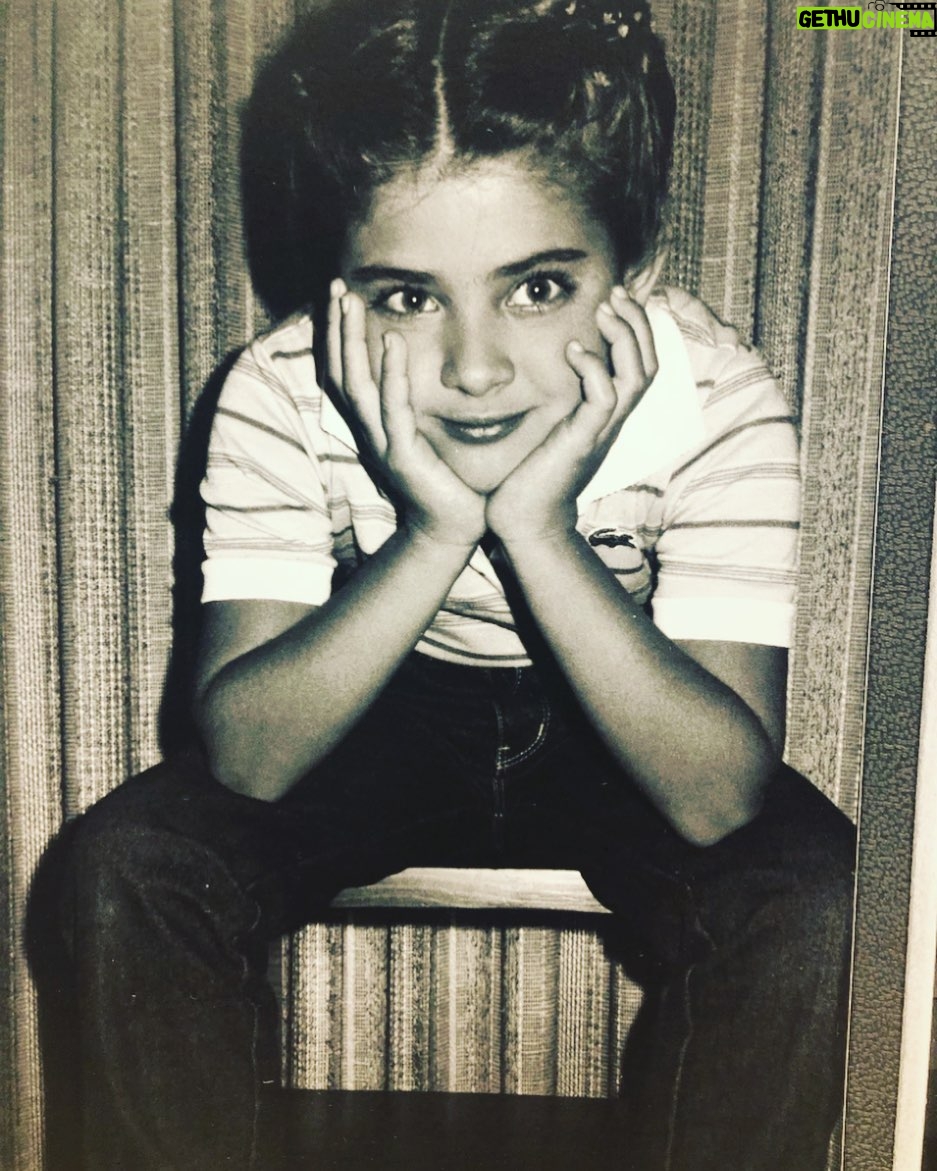 Alanna Ubach - 1.4K Likes - #flashbackfridays #unemployedchildactor 🤓🤓🥸🥸🥸😜😜😜🤣🤣❤️ Jeans by Sergio Valente. You’re welcome.