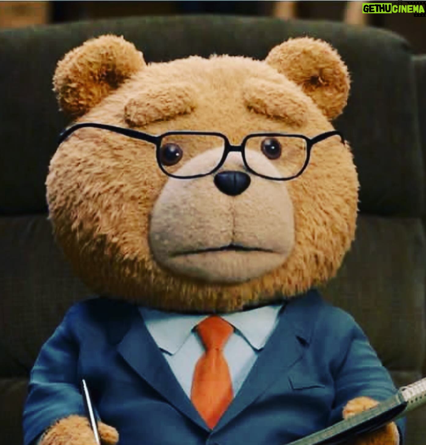 Alanna Ubach - 1.6K Likes - Ummm…watcha watchin this weekend?!!!!! @whattedsaw @peacock