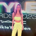 Alara Turan Instagram – 💚 #ellestyleawards2023
#davet #reklam
