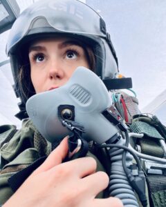 Alara Turan Instagram - “Hür” şimdi tüm bölümleriyle @tabii de yayında. Ne güzel insanlarla tanıştım, ne güzel deneyimdi… Emeği geçen herkese selam olsun. 🫡