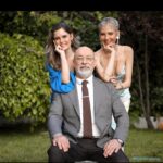 Alara Turan Instagram – Eveeet, bu bir veda postudur! ⭐️
Evlilik Hakkında Her Şey serüvenimiz bu hafta son buldu. Dahil olduğum günden bu yana içinde bulunmaktan mutluluk duyduğum, anlattığımız güçlü, kadına değer veren hikayelerinden her zaman gurur duyduğum bu işin bir parçası olmamı sağlayan başta yapımcımız, yönetmenlerimiz olmak üzere tüm kamera önü ve arkası ekip arkadaşlarıma, ve tabi ki beni üvey :) görmeyip geldiğim günden beri desteğini esirgemeyen siz değerli seyircilerimize bir teşekkürü borç bilirim. ✨ 
Sürç-ü lisan ettiysek affola. Başka projelerde tekrar görüşmek dileğiyle… ❤️