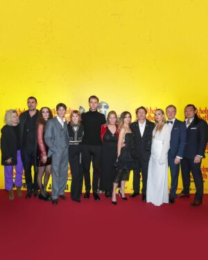 Alba August Instagram - Finally all gathered again for Stockholm premiere of @stockholmbloodbathfilm 🏹❤️