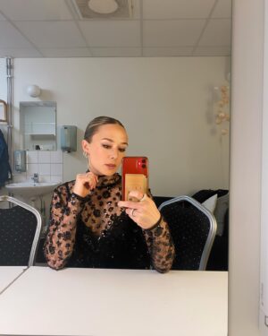 Alba August Instagram - ✨✨✨ guldbaggegalan 2024
