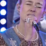 Alba August Instagram - Lite värme i en väldigt kall och kylig värld… @musikhjalpen ✨
