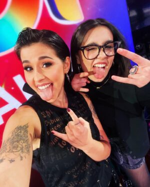 Alejandra Castelló González Instagram - McRisas, osea yo, estoy feliz, porque @chiara.ot2023, la chica de Times Square, está feliz! No puede ser más bonita! 💖✨ 
.
#kiki #kivi #chiara #ot2023 #operaciontriunfo