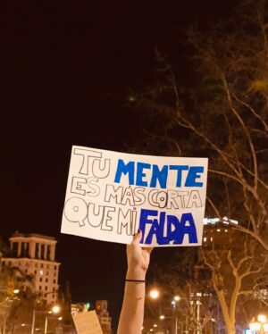 Alejandra Castelló González Instagram - Soy la artista, no la musa #8M #diadelamujer