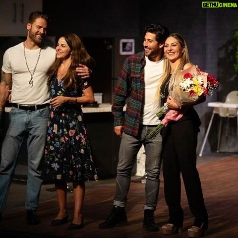 Alejandra Ambrosi Instagram - Domingo de teatro 🎭 @soymarianaochoa se une a nuestras filas para tratar de descifrar qué sucede a las 2:22 ¿ustedes ya lo descubrieron? 👻 Nos vemos hoy en el #TeatroXola @222historiaparanormal