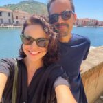 Alejandra Ambrosi Instagram - Cazando amaneceres juntos ☀️ #LunaMielando