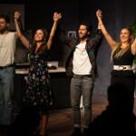 Alejandra Ambrosi Instagram - Hoy me toca decirle HASTA PRONTO A @222historiaparanormal El teatro nos da la oportunidad de hacer comunidad, de sentirnos parte de algo, de imaginar mundos posibles, de viajar sin tener que salir de nuestras ciudades. Me siento profundamente agradecida por la oportunidad de viajar con @222historiaparanormal a un mundo más allá de la lógica y la razón. Eli me enseñó a creer en mí, a encontrarme debajo de todas mis capas para atreverme a SER confiando en mi intuición y en que el camino del arte es alimento para el alma. GRACIAS @cocovalles @antoniocalvini @rbkmore gracias al @teatroxola gracias a todo el personal técnico, a @ramses_soto a mis compañeros que amo. @diegokleinfranco amigo!! Que el teatro nos vuelva a reencontrar, y a tod@s!! @jorgelosaactor qué placer conocerte y coincidir!! @erikadlarosaactriz te adoro!! Fue un proceso inolvidable 💫 Nos vemos en la próxima!! 🙌❤️💫