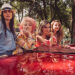 Alejandra Ambrosi Instagram - Reinas rocks 🤘👸🏻💫 Hace un año se estrenó #FugaDeReinas! De las experiencias más divertidas y memorables que he tenido en mi carrera. Es un gran fin de semana para volverla a ver 👑👑👑👑 Larga vida a las reinas.