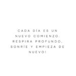 Alejandra Ambrosi Instagram - Las pequeñas acciones que mejoran mi día desde el inicio: 💧 Tomar agua ✍🏼 Escribir y decretar 📓 Leer algo inspirador y que me motive 🧖🏼‍♀️ Rutina de bienestar ¡Pasen un sábado bonito y lleno de amor! ¡Hagan eso que los hace sentir bien y los impulsa a ser felices! Mi rutina facial es de @dr.mah.mx 🫶🏼