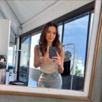 Alejandra Barros Instagram - Ayer fue día de fotos con el mejor equipo!!! Maquillaje @rosamariagarcia_makeup Peinado @anlle11 Coordinación @leocastanuela GRACIAS!!!! Es un gusto trabajar con ustedes!!!! @jerryml1