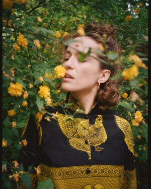 Aleksandra Hamkało Instagram - Flower erotica
.
📸 @valklove