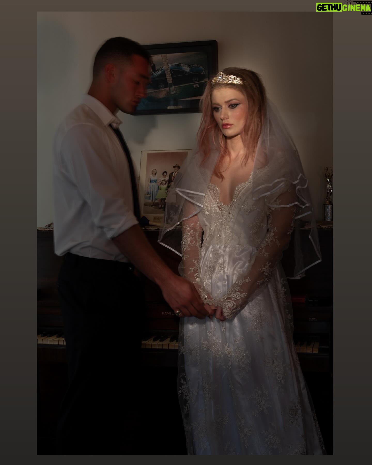 Alena Savostikova Instagram - ʜᴀᴘᴘɪʟʏ ɴᴇᴠᴇʀ ᴀꜰᴛᴇʀ 👰🏼♀️🪡 ᴘᴀʀᴛ ɪ ꜰʀᴏᴍ ᴇᴅɪᴛᴏʀɪᴀʟ ʙʏ @eddiebrakha 50-50 ᴡɪᴛʜ @narley28 ꜱᴛʏʟɪɴɢ ʙʏ @be_akcouture