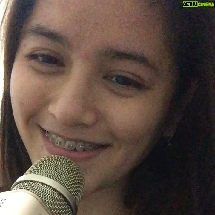 Alenta S. Hombing - 1.7K Likes - Rasa terbentuk dari sebuah Kebiasaan maka jika hal itu sirna timbul Rindu,, bersenandunglah dan berbahagialah masih dapat menikmati rasa rindu itu jgn ditolak jalani dg Santun dan Berirama ,, ones of my favorite part “suwe2 wegah” #mendadakpujangga😀