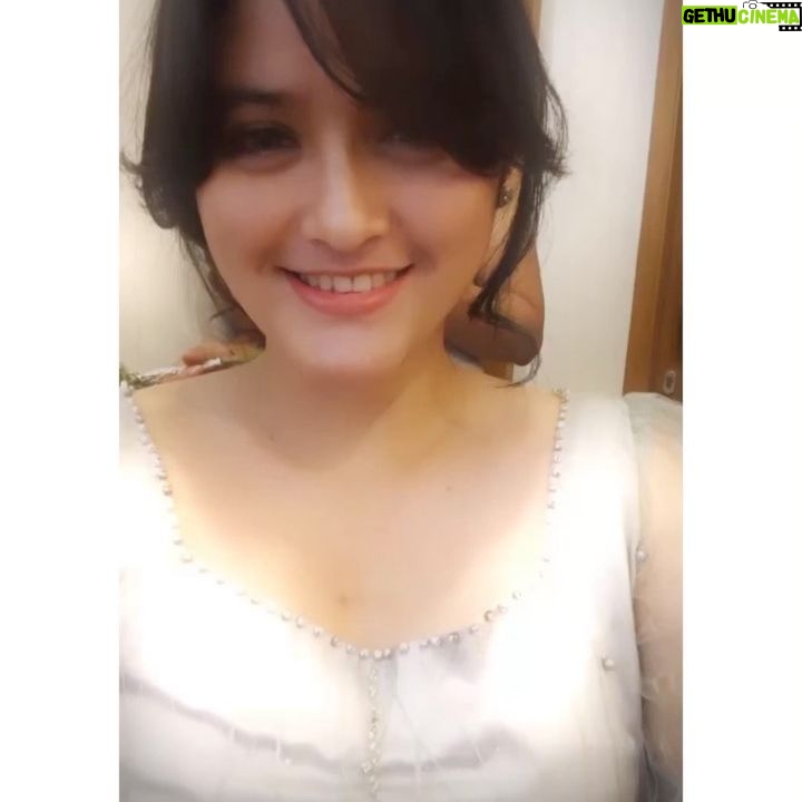 Alenta S. Hombing - 2.3K Likes - Jika sudah waktunya tak perlu dikejar pun pasti akan dimiliki..Jika belum waktunya dikejar sampai poros manapun tak kan ketemu😇semua akan indah pada waktuny❤️🥰😘