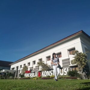 Alenta S. Hombing Instagram - Thx god everything’s good..Bimtek Mahkamah Kontitusi done👍🏼salute untuk Waketum MK @Prof.Dr.Aswanto,SH.,M.Si., DFM dari Palopo😍im the one of ur secret admirer makin berilmu makin rendah hati #punyainstagramkahpak