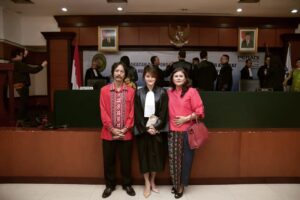 Alenta S. Hombing Instagram - Tuhan Panjangkan Umurnya, dan sehatkan mereka selalu sampai mereka mendapatkan kebahagiaan yg hakiki, esensial, dalam harkat intrinsik amin😇❤️💕Lovu Both❤️💕