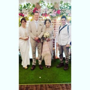 Alenta S. Hombing Instagram - Semoga Jadi Keluarga Panutan dan Segera diberikan momongan Kakak Hasian..Kamu mampu membuktikan Bahwa Usia bukan Tolak Ukur dlm membangun Rumah Tangga tapi Effort dalam mempersiapkan segalanya baik Vertikal maupun Horizontal..❤️u..Gbu..@liannysihombing