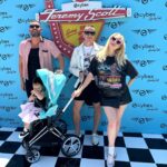 Alessandra Torresani Instagram - 🐩 skirts 🍫 shakes