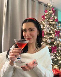 Actress Alex Hook HD Instagram Photos and Wallpapers February 2024