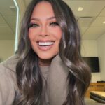 Alex Curry Instagram – A series of #selfies & #puppies 🤗