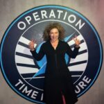 Alex Kingston Instagram - Saved the universe on a thursday just in time for the jubilee. What happened at @dwtimefracture you’ll just have to see for yourself…Spoilers sweetie xx