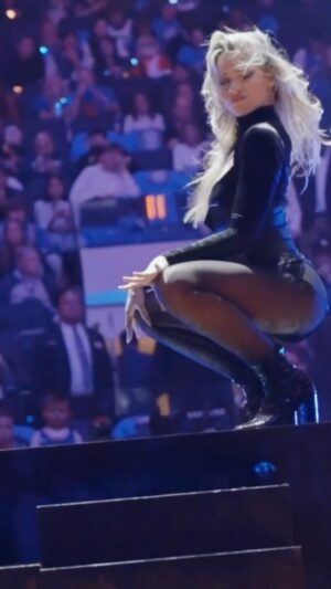 Alexa Blair Robertson Instagram - finishing out the regular season like
@knickscitydancers @thegarden @nyknicks