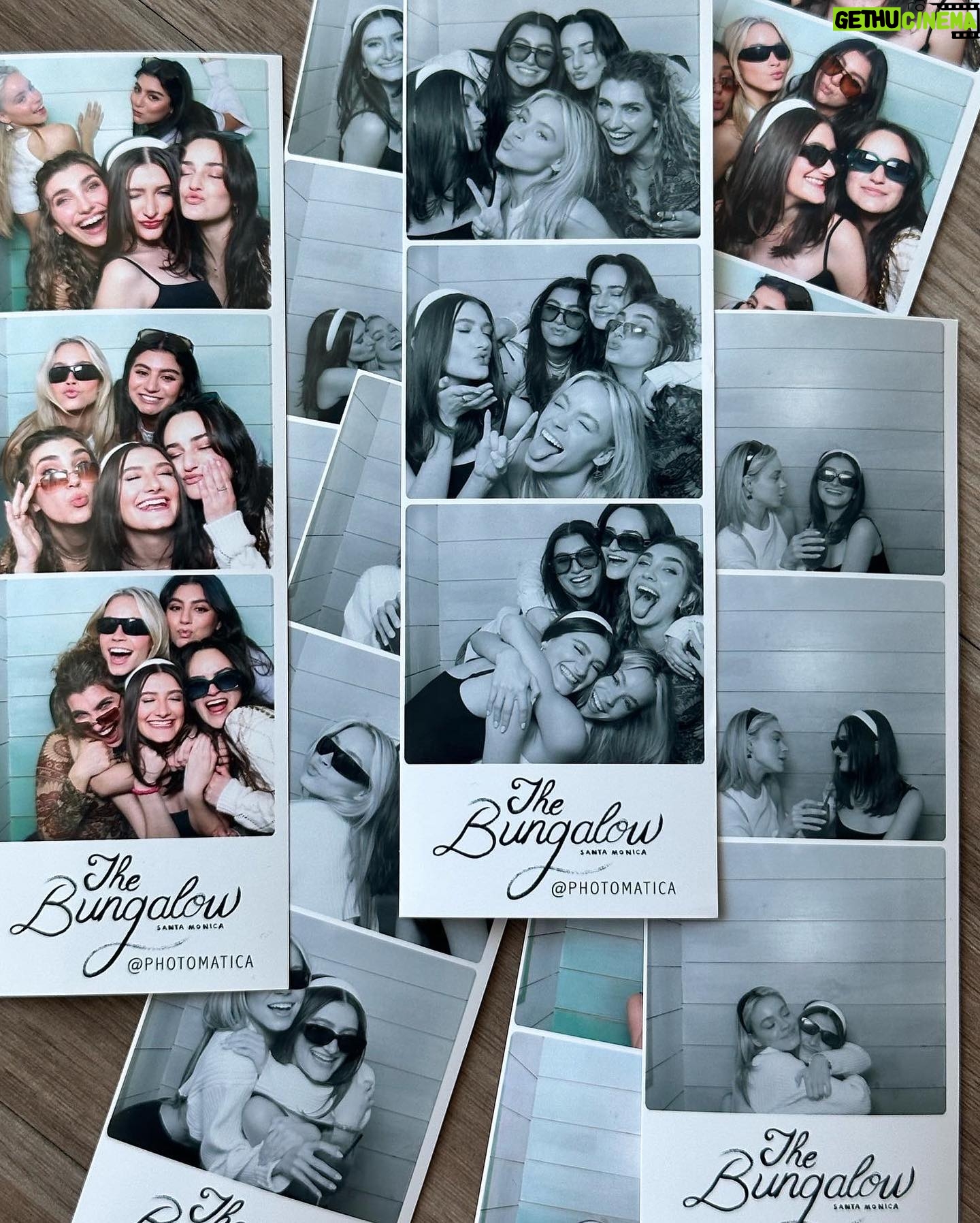 Alexa Blair Robertson Instagram - I wanna be with you everywhere