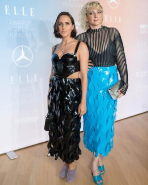 Alexandra Borbély Instagram - #elleawards hungary 2024 
#reklámnakminősülőtartalom 
 
szeretem ünnepelni a nőket, mint egy kimenős anyuka meg még inkább😅🥳
szeretettel gratulálok minden jelöltnek, és díjazottnak egyaránt💫
köszönjük @x____kata____x & @danielbenus , hogy beöltöztettetek minket😎🙏