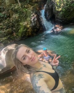 Actress Alexandra Johnson HD Instagram Photos and Wallpapers March 2024