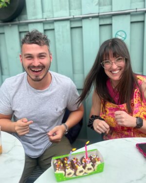 Alexandra Mardell Instagram - Suitcase lifestyle 🧳 🤎

@zuayalondon - @jayjayprofficial 
@hiexsouthwark - @custardcomms giftedprstay