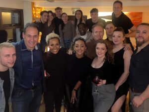 Alexandra Mardell Instagram - 6 weeks of festive fabulousness, with the most incredible and hilarious cast and crew! 
Thanks for having me! It really was the best team! 
It’s been Juuuuust Right 🎪