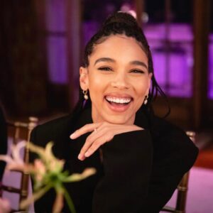 Alexandra Shipp Instagram - /laf/

something that causes laughter; a source of fun, amusement, or derision

it’s kinda hard to laugh right now
not kinda
hella
with the world in peril 
and joy feels sterile 
and all we can ask is how

but the pockets of happiness
a moment of love
the pieces that bring us home
are the beats in our chest
the second of reprieve 
reminding us we’re not alone 

we’re here to live
we’re here to share
we’re here to grow
we’re here to endure
we’re here to assure
what we leave behind 
is kind and pure 

if all we have is a a moment to laugh
laugh