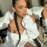 Alexandra Shipp Instagram - /fē•ling/ conscious recognition a wind my mind settles to the breeze i inhale filling my chest with presence I exhale letting go of the dark side of my ego i am here allowing the moment allowing my heart to just beat in moments when i am reeling i focus on this feeling 💄💇🏽‍♀️ @makeupbynkc #whereisthedress