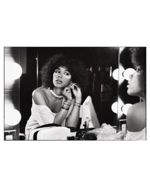 Alexandra Shipp Instagram - /ˈkɑːn.fə.dənt/

being certain of your abilities without ego or having trust in people, plans, or the future

have faith
the stars said trust 
and she listened
have grace
she held her head up
she walked the path
no ego
just steps
in the right direction?
she didn’t know what to expect 
she prayed for greatness 
with no firm definition of what that meant 
a song on her lips
a sonnet in her mind
she moved forward 
leaving fear behind 
she sought truth
unaware of where she was going 
giving kindness
she had a knowing
if showing love 
was the key to the journey
then showing love
keeps the fire burning 

Thank you @violetgrey @cassblackbird and @cassandragrey for this beautiful moment 🖤 

I will cherish this experience for the rest of my days x

📸 @cassblackbird
Creative Direction by: @cassandragrey @vicenakina
Editorial Direction by: @sbrogue
💄  @tashareikobrown
💇🏽‍♀️ @kimblehaircare
💅🏽@betina_goldstein
Styling  @andamasha
Production @starkman.associates
Casting @jilldemling
Fashion & Beauty by: CHANEL @chanelofficial @chanel.beauty