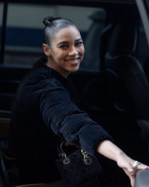 Alexandra Shipp Instagram - Having extreme brow envy rn. InStyle got ready with actress and muse, @alexandrashipppp ahead of the @Dior show in Brooklyn show this week: "I feel elegant in this fit! I would wear this to a dinner or date night for sure.  I could see this look giving chic boardroom Barbie!" 

Get an exclusive look behind-the-scenes from the front row now. 

📸: @xxjmitch @diorbeauty #Dior