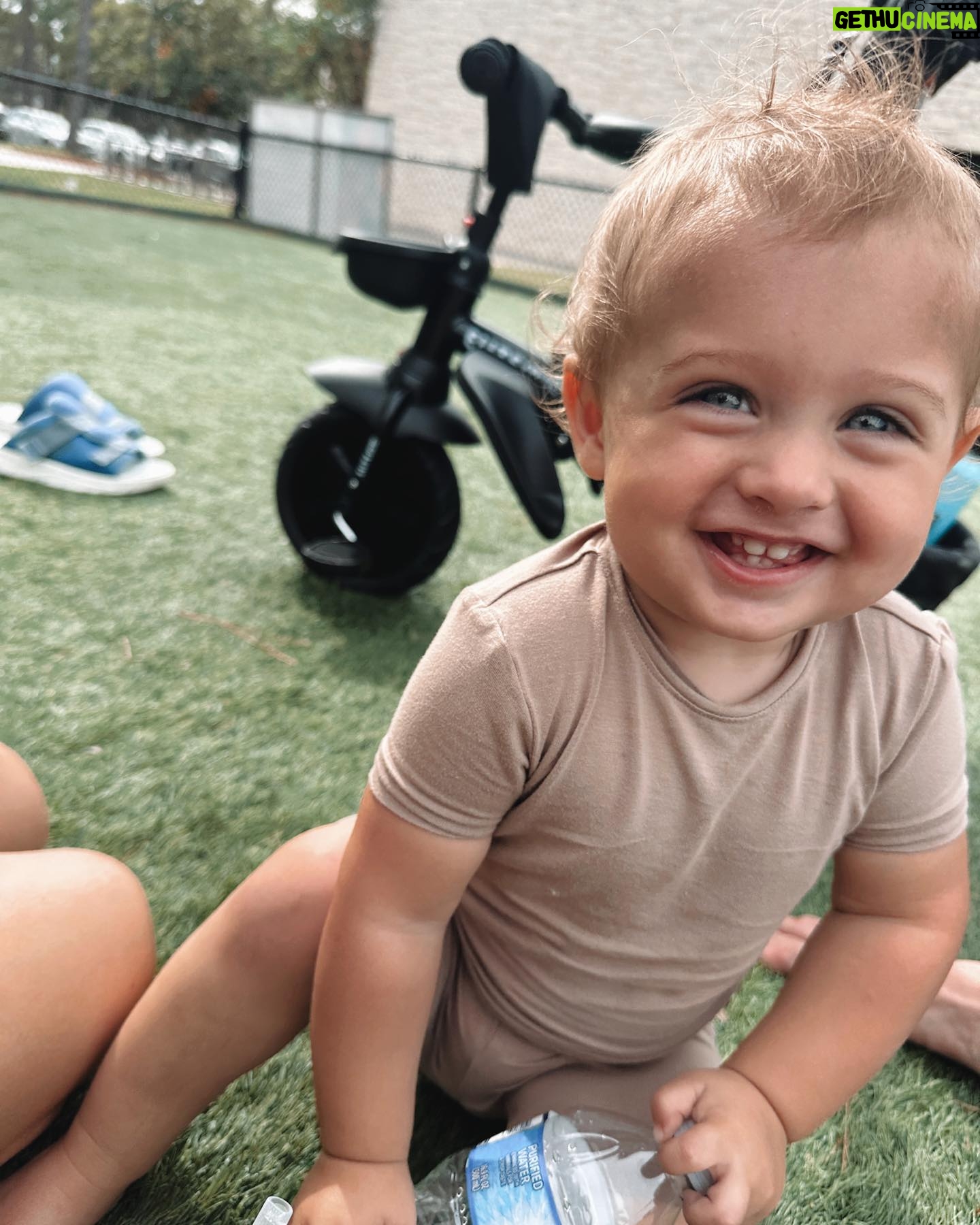 Alexandria DeBerry Instagram - some fall favorites before I forget π«ΆπΌπ