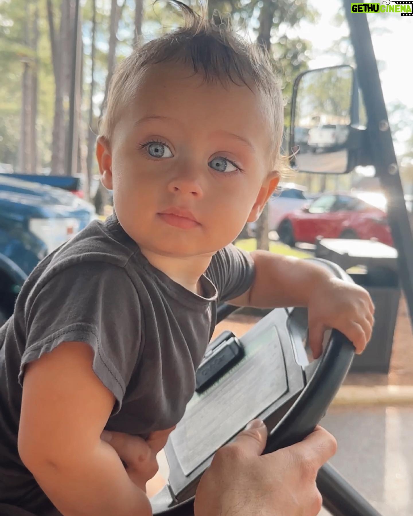 Alexandria DeBerry Instagram - I may be out of monthly milestone pennants, but there’s no shortage of beaux beede photos 🧡 13 months old today taking his 7th plane ride ✈️ thankfully it’s only a fraction as far as Japan 🥴off to Boston to see some fall foliage fam!! #beauxdiesel #babybeede2022 #13monthsold