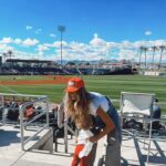 Alexandria DeBerry Instagram - 1st time seeing dad pitch in the good ol’ US of A 🇺🇸⚾️ #springtraining2024 @tylerbeede 💙❤️