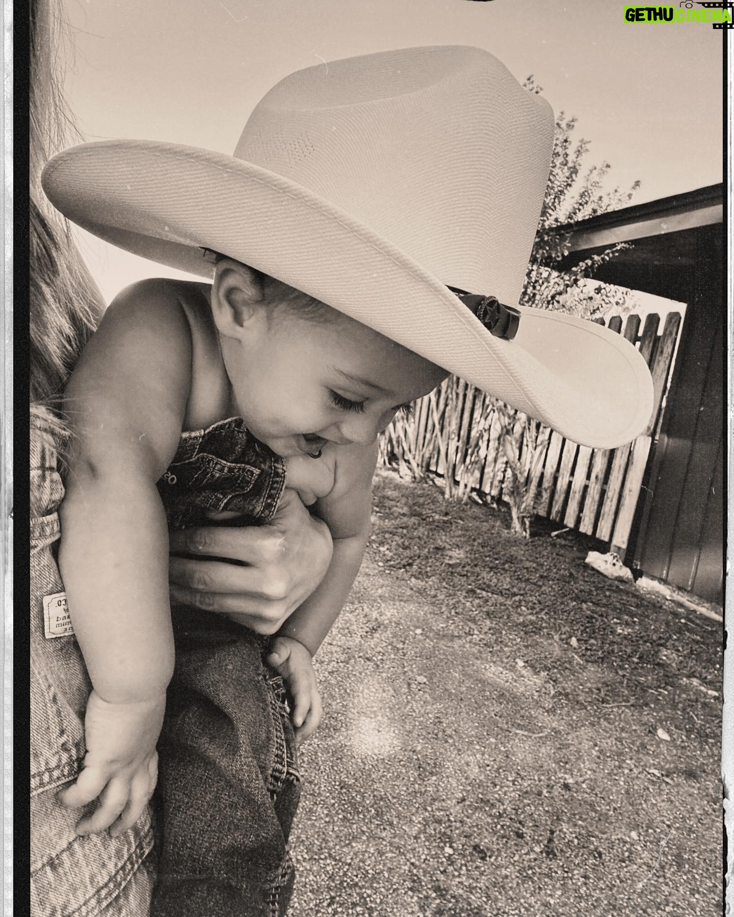 Alexandria DeBerry Instagram - the cowboy that stole my 🫶🏼🤠