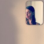 Algı Eke Instagram - Who’s the fairest of them all🖤 #mirrormirror #humor