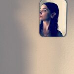 Algı Eke Instagram - Who’s the fairest of them all🖤 #mirrormirror #humor