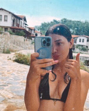 Algı Eke Instagram - 🌞 #june #love #allmemories @pnaraksoy 🪬
