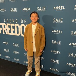 Ali Landry Monteverde Instagram - Paris premier of Sound Of Freedom @soundoffreedommovie . Merci beaucoup Paris for such a warm welcome , And a special thank you to @sajedistribution for believing in this movie and bringing it to France! angelstudios_inc @sajedistribution