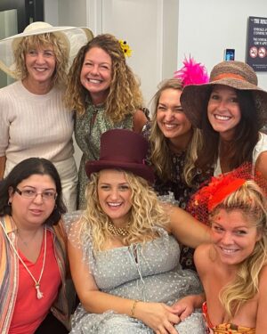 Ali Stroker Instagram - Oh what an amazing Baby Shower Tea Party we had! I felt so loved! Thank you to all these ladies for showing up for me yesterday! A very special thank you to my sis and mom and “the committee” for pulling off this extravaganza! I am so full!!! Love you so much!🤰🚿☕️🎉🎈👯‍♀️
@torymorelli @jodyschleicher @chelsea.stroker.caulder @kellyareilly @allileigh3