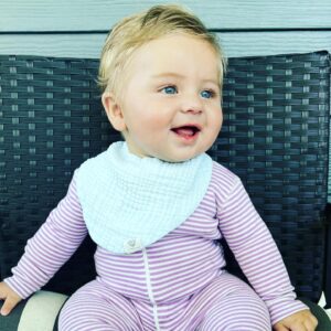 Ali Stroker Instagram - Jesse is 6 months! He is so bright. His light is powerful beyond words. He is chatty and funny and so sweet! Jess is obsessed with his cat brother, Pickle and music (especially Daddy’s guitar playing). We are so so so in love with you, Jesse honey!