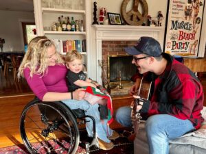 Ali Stroker Instagram - Happy Holidays from us!!! Love you all and wishing you peace in the new year! Xoxox DAJ