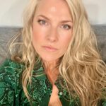 Ali Larter Instagram – Just passing time while the lightning is striking. 🎱⚡️🎱