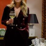 Ali Larter Instagram - Happy Thanksgiving, Turkeys!!!! I hope your day is filled with love and a delicious meal surrounded by friends and family. I am so grateful for this community and to be able to spend the day with the ones I love. Sharing with you my top hostessing hacks. Enjoy! 🍁🦃🍁